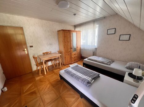 Apartment I9I0 I MONTEURUNTERKUNFT FLUGHAFENNÄHE