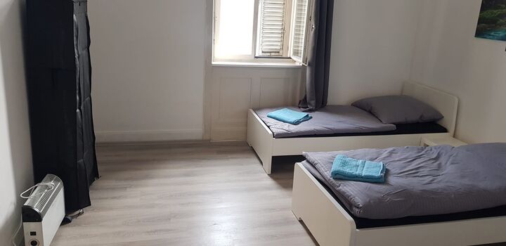 Schlafzimmer 2
