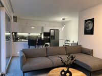 Luxus - Parkplätze - zentral - bis 50 Personen Picture 4