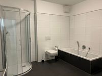 Luxus - Parkplätze - zentral - bis 50 Personen Picture 3