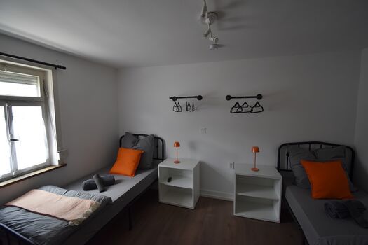8xZim/Monteurwohnungen/Möblierte Wohnungen/Ferienwohnungen Bild 4