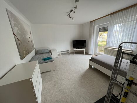 Schlafzimmer 1