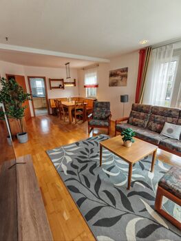TOP-Monteurhaus 5 Schlafzimmer m. TV, 2 Kühlschränke, WIFI Bild 2