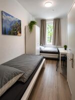 Monteurwohnung Essen | WLAN, Küche, Parkplätze, Einzelbetten Picture 2