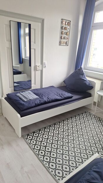 Haus mit 3 Monteurwohnungen in Reutlingen Bild 2