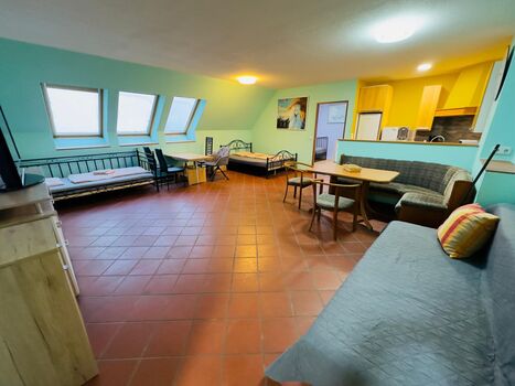 Dein Apartment auf Zeit # Parking/Highway/Subway Bild 3