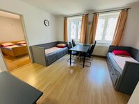 Dein Apartment auf Zeit # Parking/Highway/Subway Picture 9