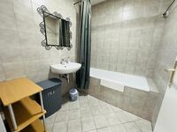 Dein Apartment auf Zeit # Parking/Highway/Subway Picture 7