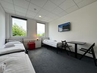 Thuja Aparments - Mitarbeiter, Gruppen, Monteure, etc. Picture 23