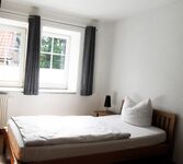 Moderne Gästezimmer mit eigenem Bad und Küche Zdjęcie 20