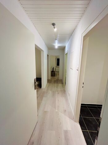 Moderne Wohnung in zentraler Lage mit sehr guter Anbindung Bild 4