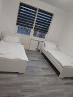 Monteur Wohnung 8P Balkon Zdjęcie 1