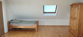 Schlafzimmer 3 