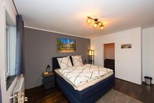 1 von 6 Schlafzimmern Haus 37