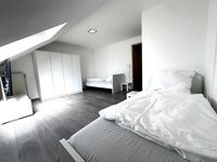 Monteur Haus Bild 20