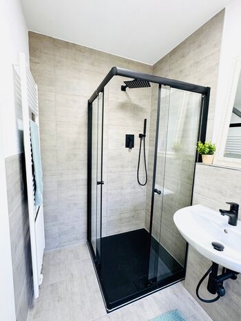 Badezimmer / bathroom