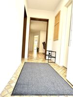 Eingang / Main Entrance