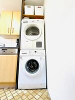 Waschm. u. Trockner / washing mach. & dryer