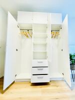 Kleiderschrank / wardrobe