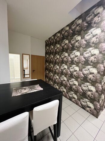 5 Wohnungen mit 5 Parkplätzen Bild 4