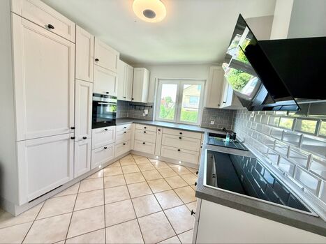 Moderne Mitarbeiterwohnungen im Künstlerviertel