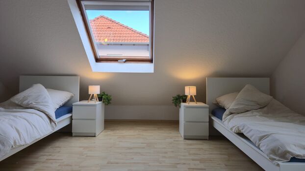 KWATERA24 - PREMIUM 4-Betten Monteurwohnung - 2 Zimmer Küche Bild 2