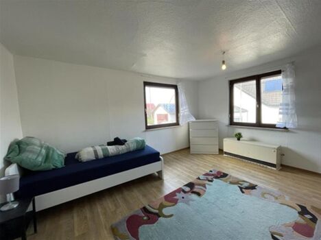 Schöne Monteurwohnung - drei Zimmer gut eingerichtet Bild 3