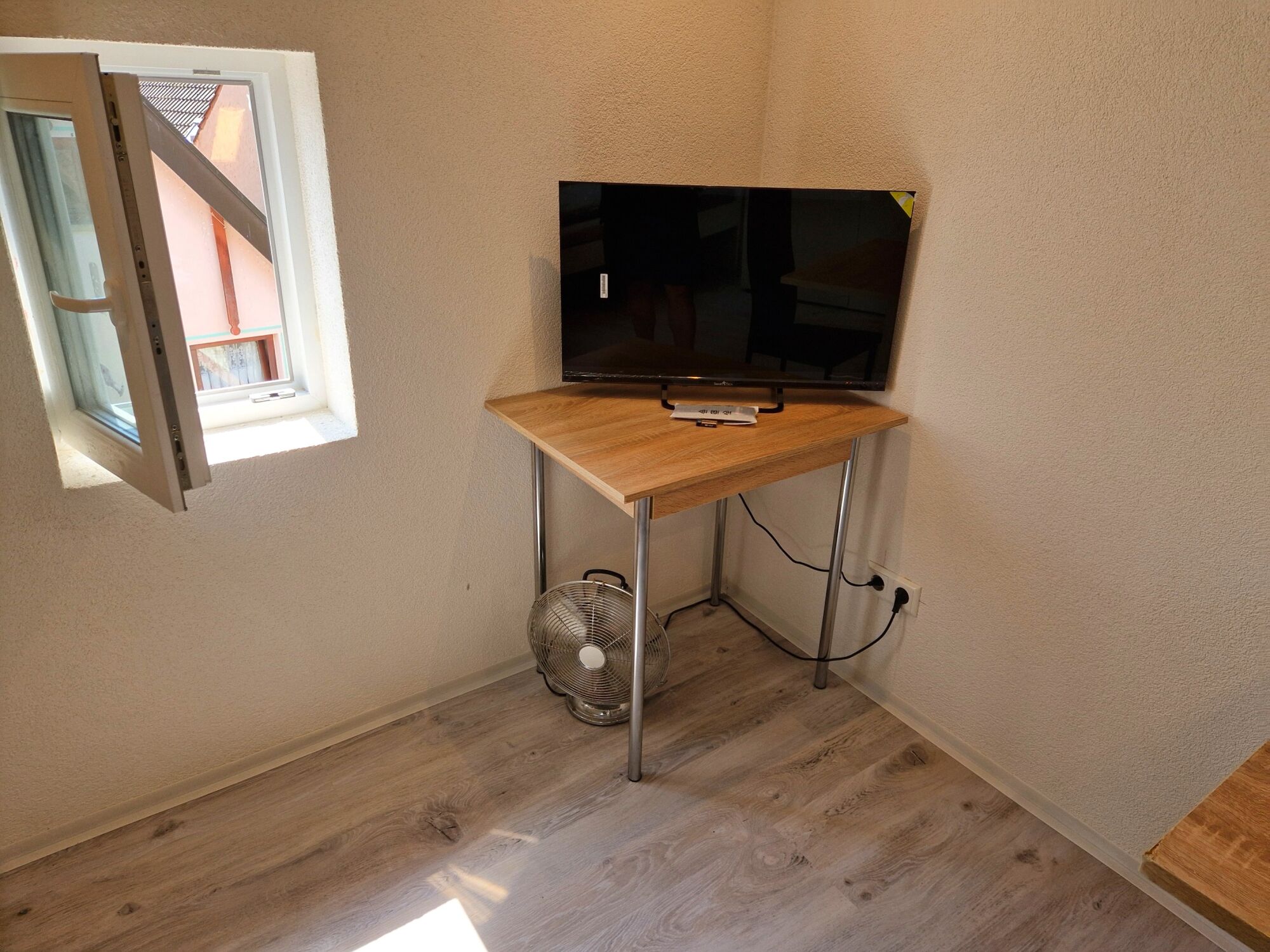 Fernseher
