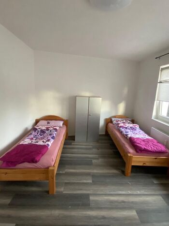 Frisch renovierte Monteurwohnung in Augsburg-Haunstetten