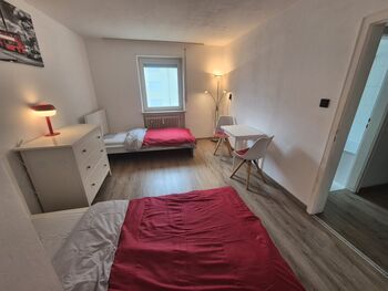 Frisch renovierte Monteurwohnung in Augsburg-Haunstetten