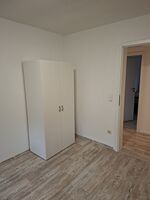 Kleiderschrank