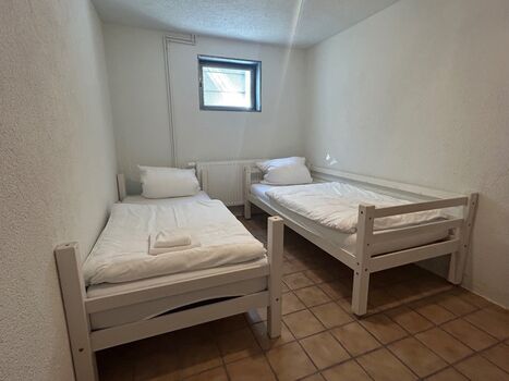 Schlafzimmer 2 , 2 Betten 