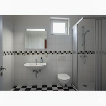 Monteurunterkünfte in Eisenberg (Pfalz) – 24h Check-In Bild 3