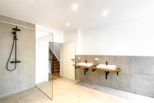 Großes Haus mit 3 Schafzimmern, Wohnzimmer für bis zu 9 Pers Bild 21