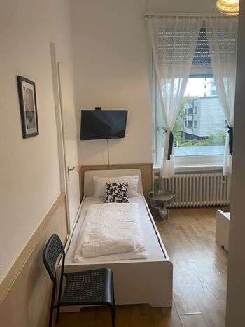 Monteurzimmer Malina /Koln/Bonn/ Rozmawiamy po polsku! Bild 5