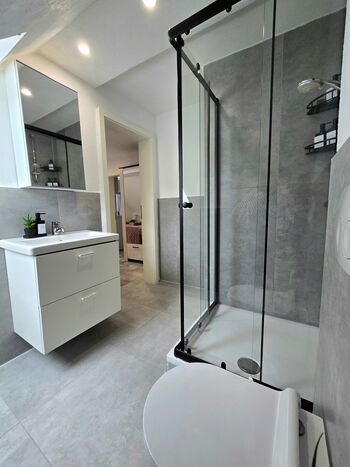 Merci's Parkplatz Fussbodenheizung Bild 2