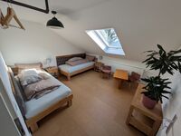 Gästezimmer, CreativHostel ATELIER SAMIS, Ferienwohnung Zdjęcie 1