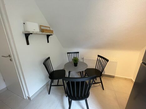 3 Schlafzimmer,Parkplatz,Monteurhaus Bild 5