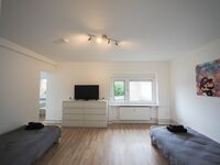 Monteurwohnung für 5 Personen – 1. OG, 5 Betten in Schwarzen Bild 12