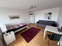 Moderne Unterkünfte für 1 bis 12 Personen in Mainz Zdjęcie 12