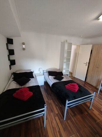 Monteurwohnung Calw: 3 Zimmer, bis 9 Pers. Biergasse 5 Bild 2