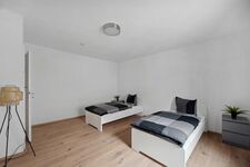 Frisch renoviert + modern eingerichtet 4 Zimmer Apartment Bild 17