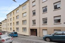 Frisch renoviert + modern eingerichtet 4 Zimmer Apartment Bild 8