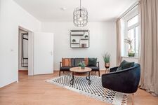 SpaceStays Monteursapartment krefeld Küche Wifi ! Bild 19