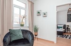 SpaceStays Monteursapartment krefeld Küche Wifi ! Bild 10