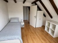 FL9 / TOMASZ-LIVING in HANDEWITT - Großes Zimmer + WLAN Obrázok 2