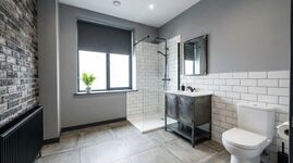 FL9 / TOMASZ-LIVING in HANDEWITT - Großes Zimmer + WLAN Bild 1