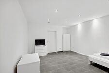 Schlafzimmer 5