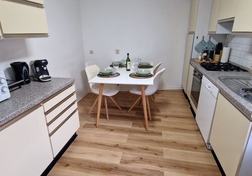 MB Homes Beuren (Single room)ganze Unterkunft für 4-6 Personen Bild 5