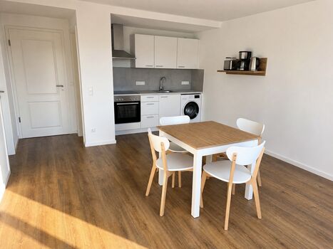 MH54 / TOMASZ-LIVING in WESEL - Viel Platz + WLAN Bild 3